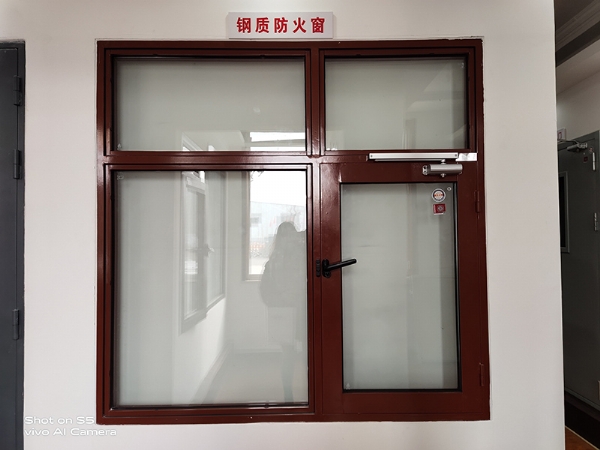 防火窗